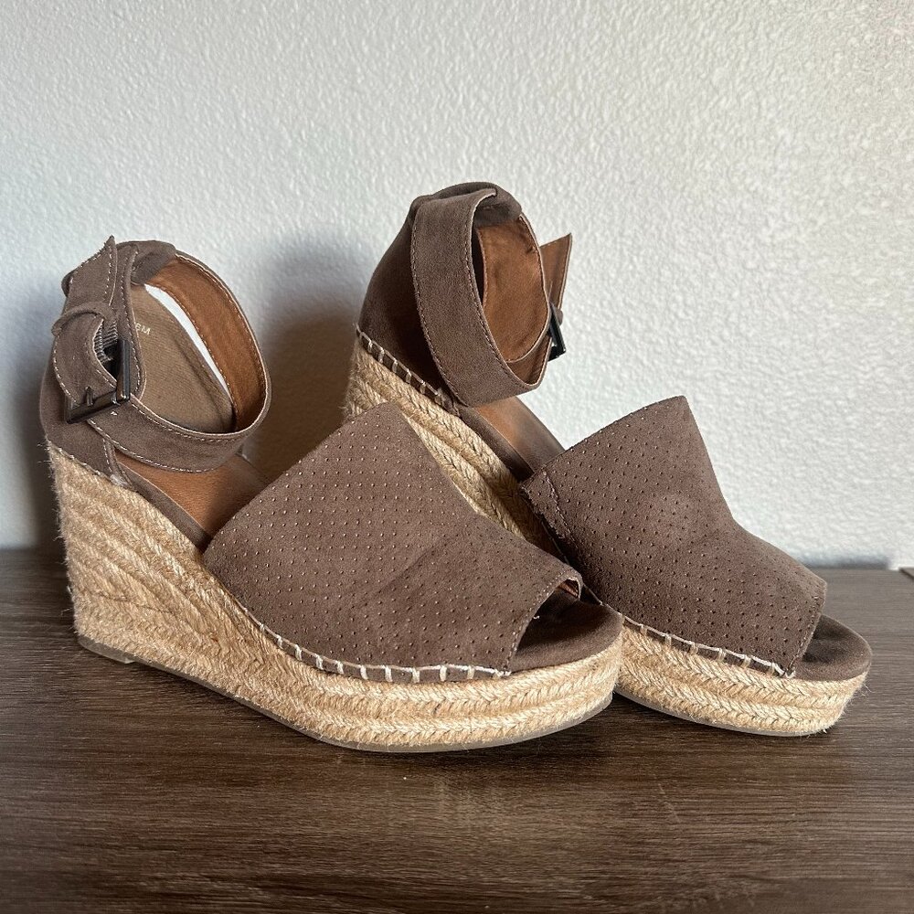 Wedge Heels